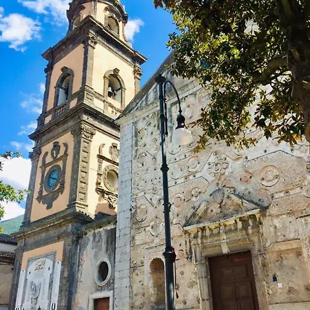 Palazzo Cusani * Solopaca